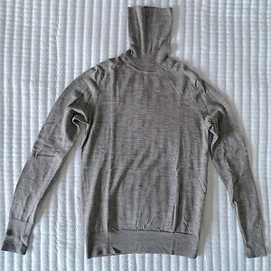 Uniqlo Grey Merino Wool Turtleneck XS